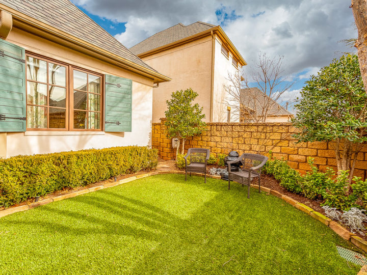 Top Bush Ideas To Boost Your Curb Appeal In Arlington, Texas